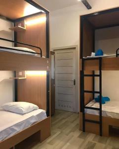 Central Hostel - 3