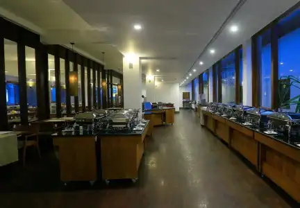 Pandanus Beach Resort & Spa Resort - 36
