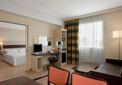 Hilton Garden Inn Rome Airport - 7