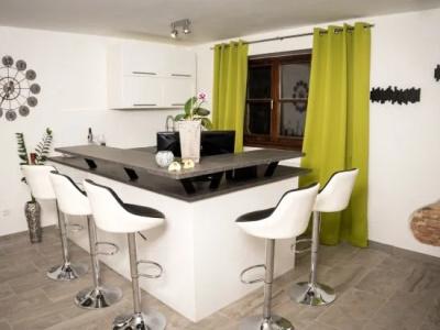 Sunny Straubing - 45