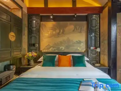 Lijiang Ten Courtyard Inn - 34