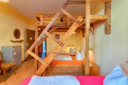Lollis Homestay - Hostel - 43