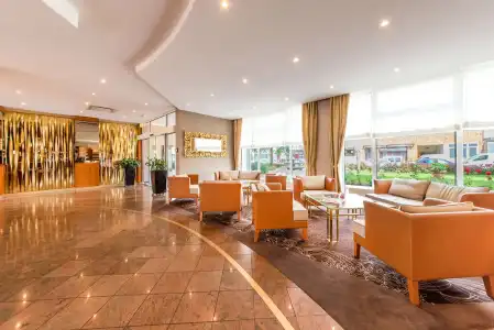 Best Western Plus Delta Park - 25