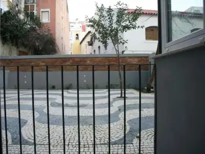 Lisbon Style Guesthouse - 67