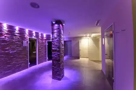 HELD - & SPA - 15