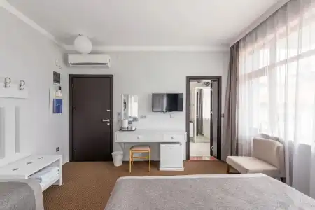 Delight Deluxe and Spa - 37