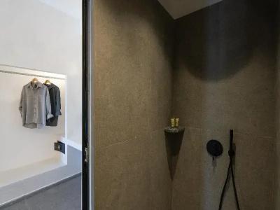 Splendour & Suites - 167