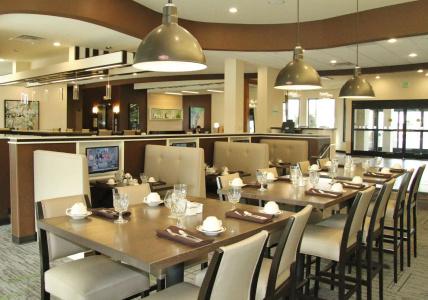 Holiday Inn Greensboro Coliseum by IHG - 20