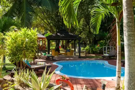 Villas des Alizes Beachfront Suites and Garden Villas - 41