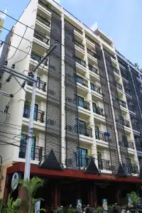 Patong Hemingway's - 38