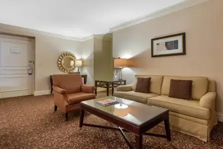 Omni William Penn - 74
