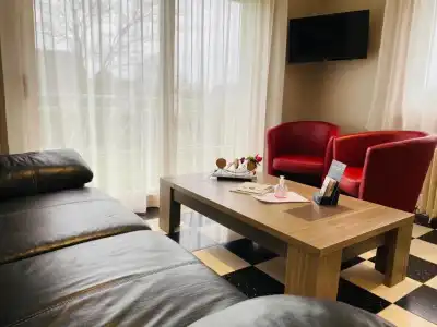 Contact Hôtel - Hôtel les Bleuets & SPA - 94