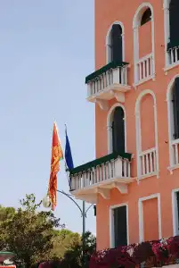 Riviera - 0