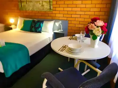 Bosuns Inn Motel - 26