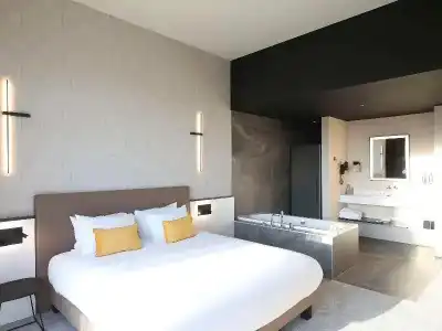 Mercure Namur - 82