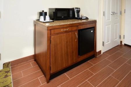 Hilton Garden Inn Greensboro Airport - 32