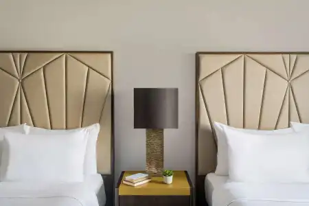 Martinique New York on Broadway, Curio Collection by Hilton - 9