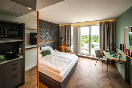 B&B Berlin Airport-Nord - 1