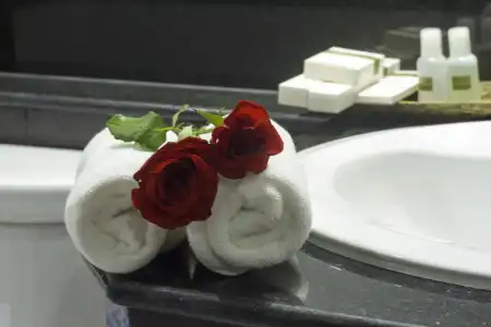 Rose Emerald - 8