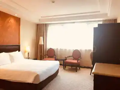 Mercure Shanghai Royalton - 28