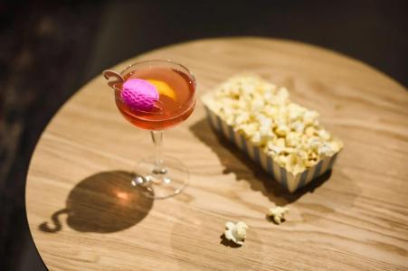 Moxy Dresden Neustadt - 11