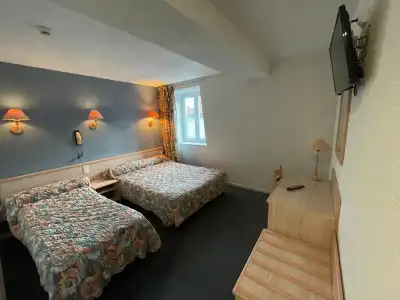 CÖRONA - 34