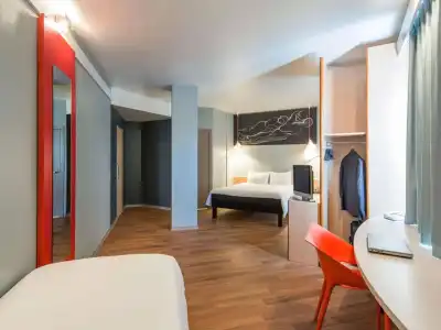 ibis Sevilla - 25