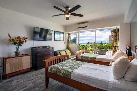 Waikiki Shore by OUTRIGGER - 240