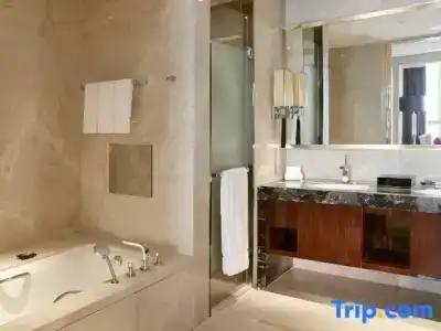 Sheraton Zhenjiang - 101