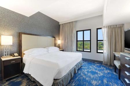 Embassy Suites by Hilton Alexandria Old Town - 35