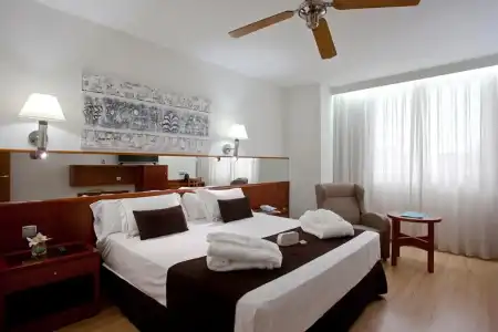 Ilunion les Corts Spa - 49