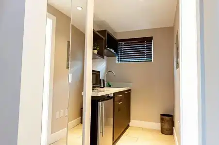 Waterside and Suites - 89
