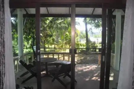 Lake View Bungalows - 6