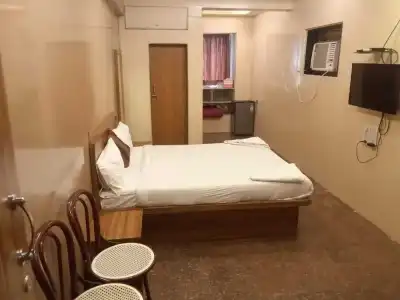 Lucky Serviced Apartments – Near BKC - 5