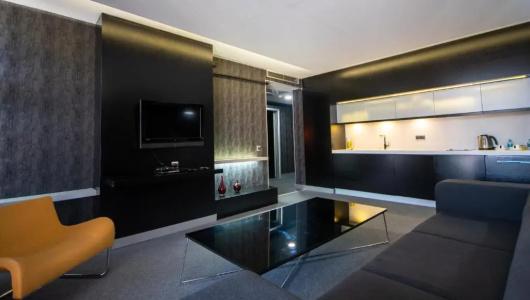 Vernazza Suites - 142