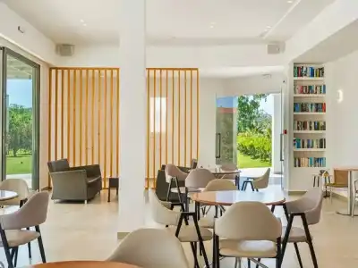 Manousis ApartHotel - 2
