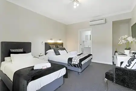 Airport Sydney - 35