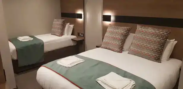 Merit Kensington - 105