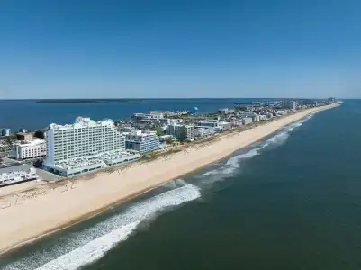 Hilton Ocean City Oceanfront Suites - 41