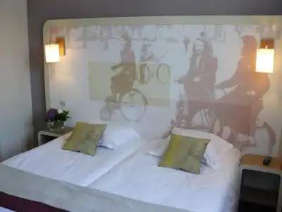 Hôtel Red Fox - 90
