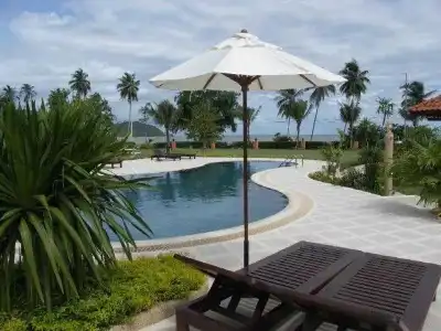 Sailom Resort Bangsaphan - 9