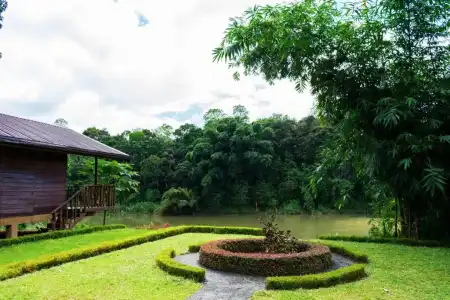 Kandy Cabana Eco Resort - 19