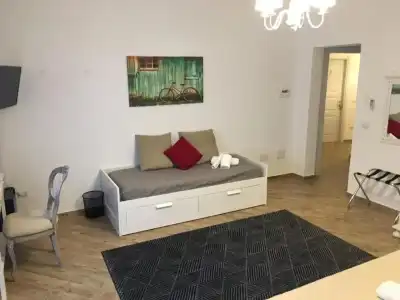 City Garden Guest House - 31