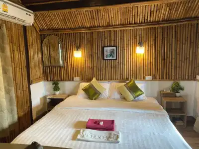 Majestic Sea View Resort - 49