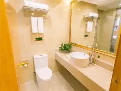 Vienna International - 9