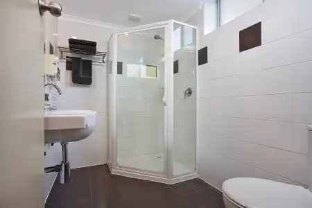 Comfort Inn On Raglan - 9
