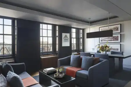 Grosvenor House Suites - 71