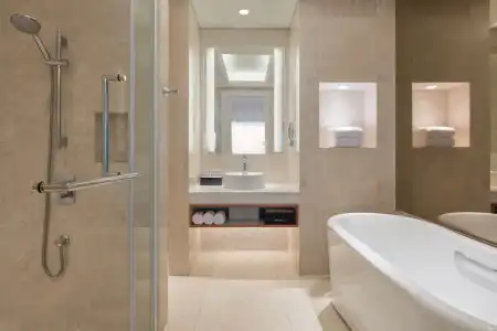 Sheraton Grand Danang Beach Resort & Spa - 62