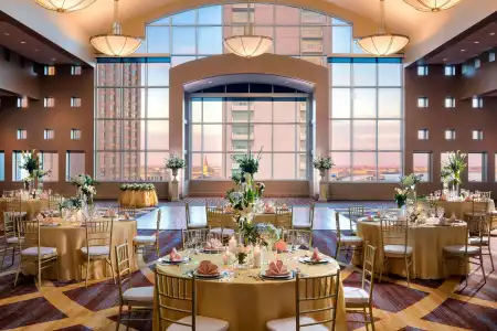 Sheraton New Orleans - 43