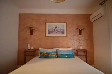 Claridge - 22